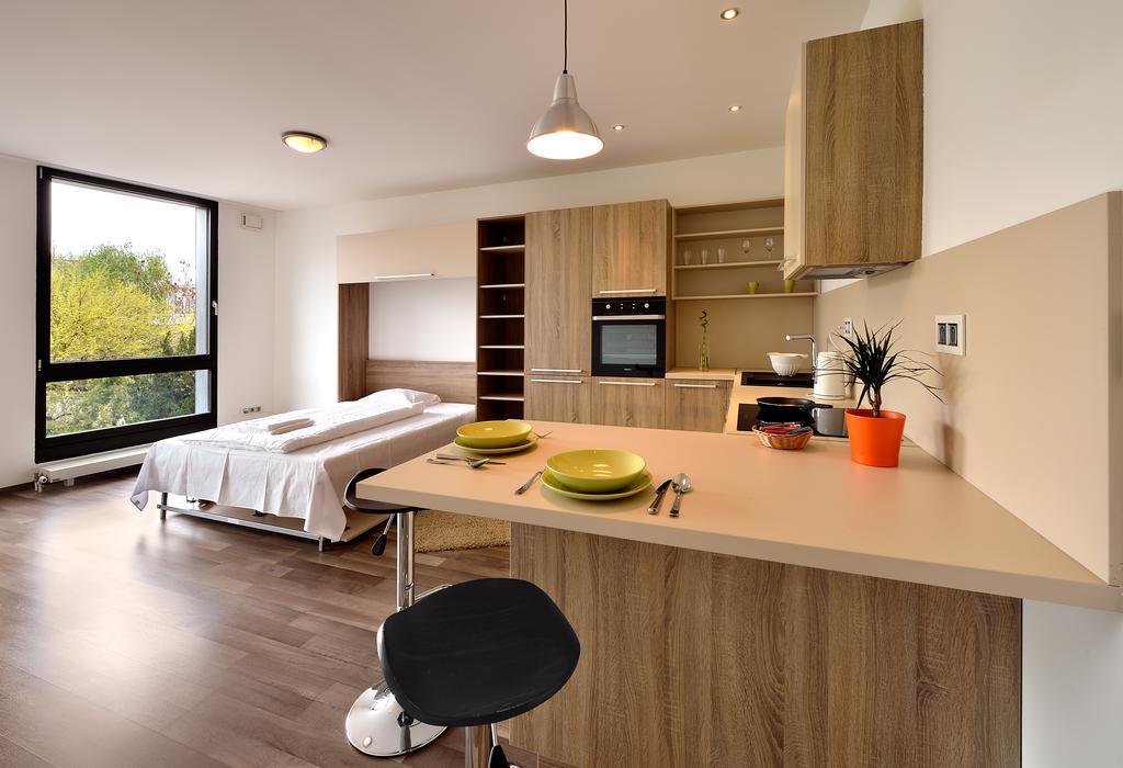 Ambiente Serviced Apartments - Dunajska Братислава Номер фото