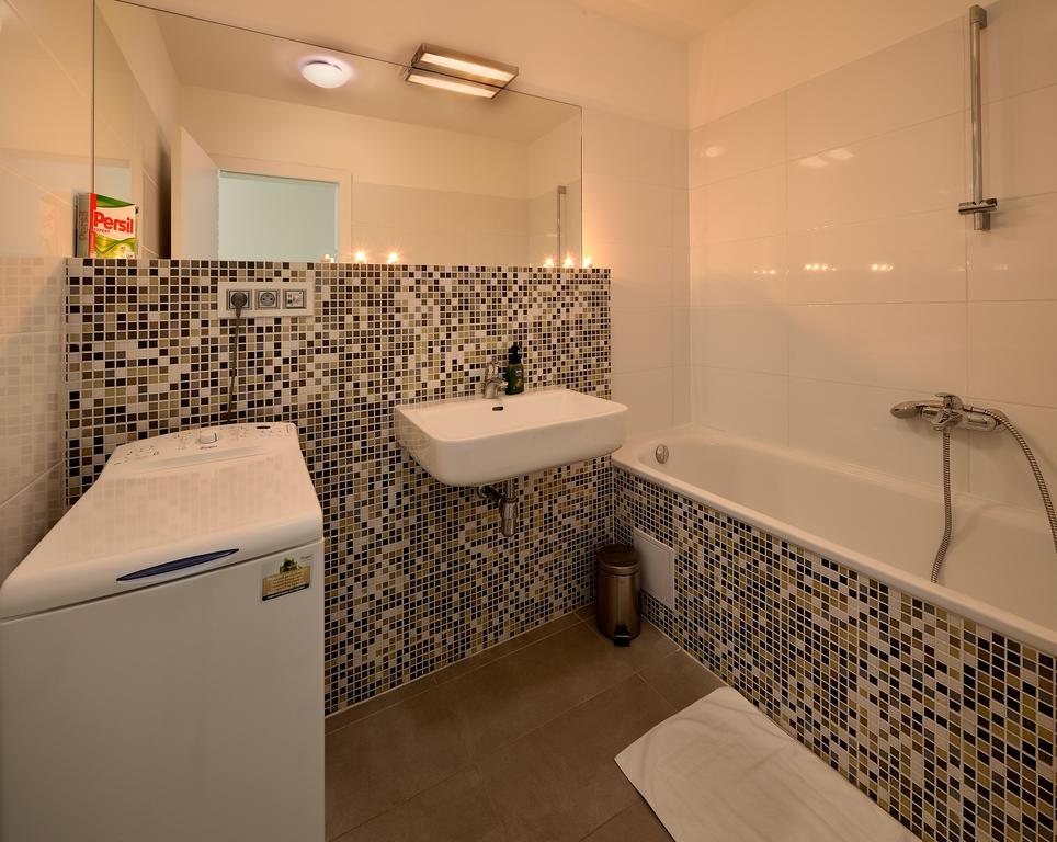 Ambiente Serviced Apartments - Dunajska Братислава Номер фото